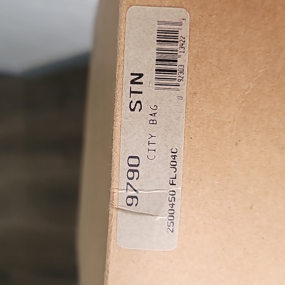 Coach Vintage Leather City Shoulder Bag - Picture 14 of 14